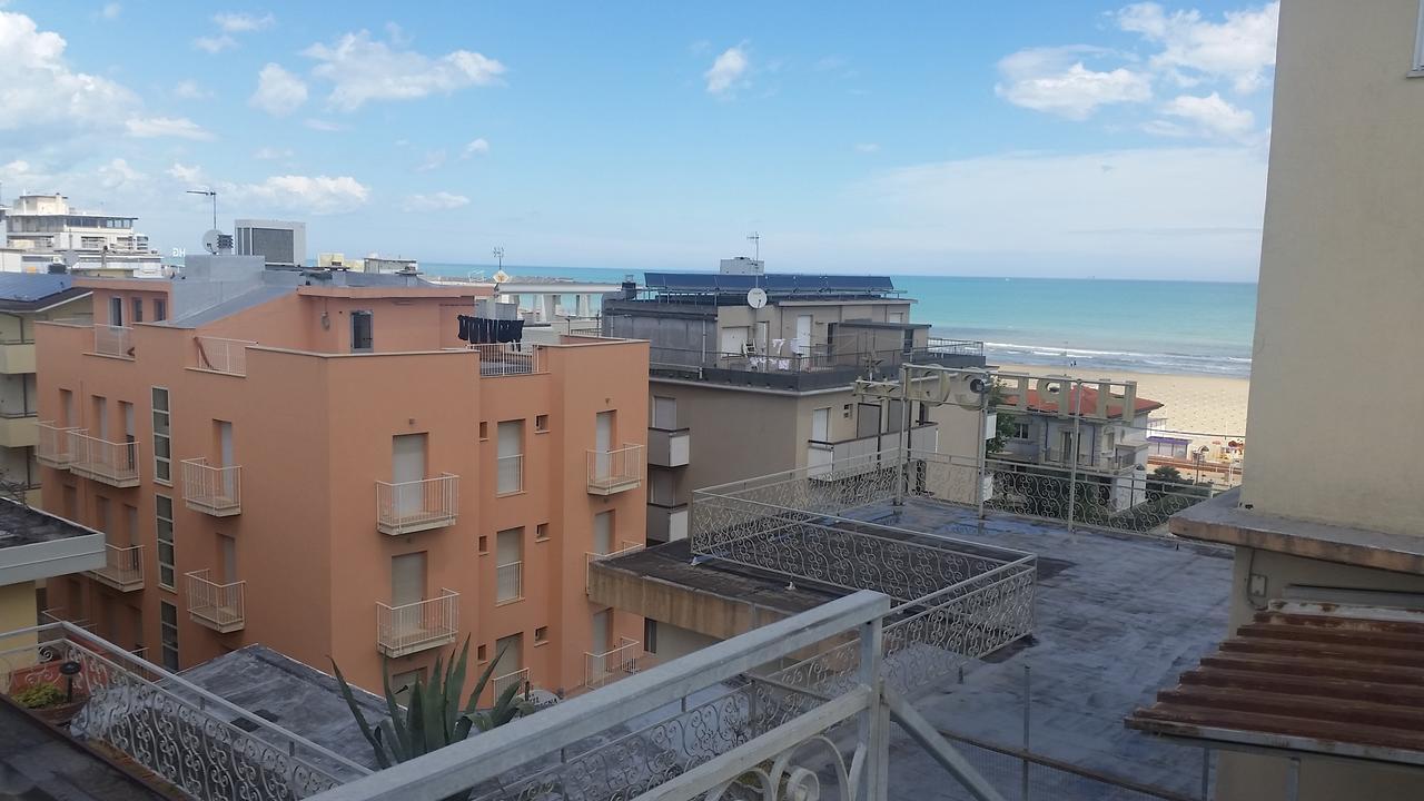 Hotel Pecci Rimini Luaran gambar